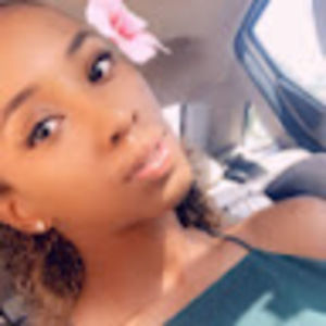 Meet your Posher, Brittney